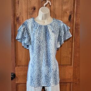 Blue & White Patterned Women's Top